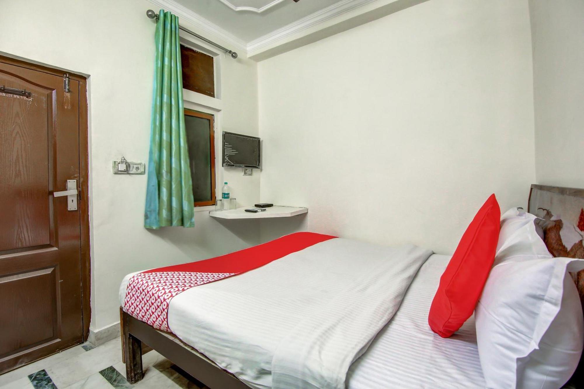 Hotel Neha Inn New Delhi Exterior photo